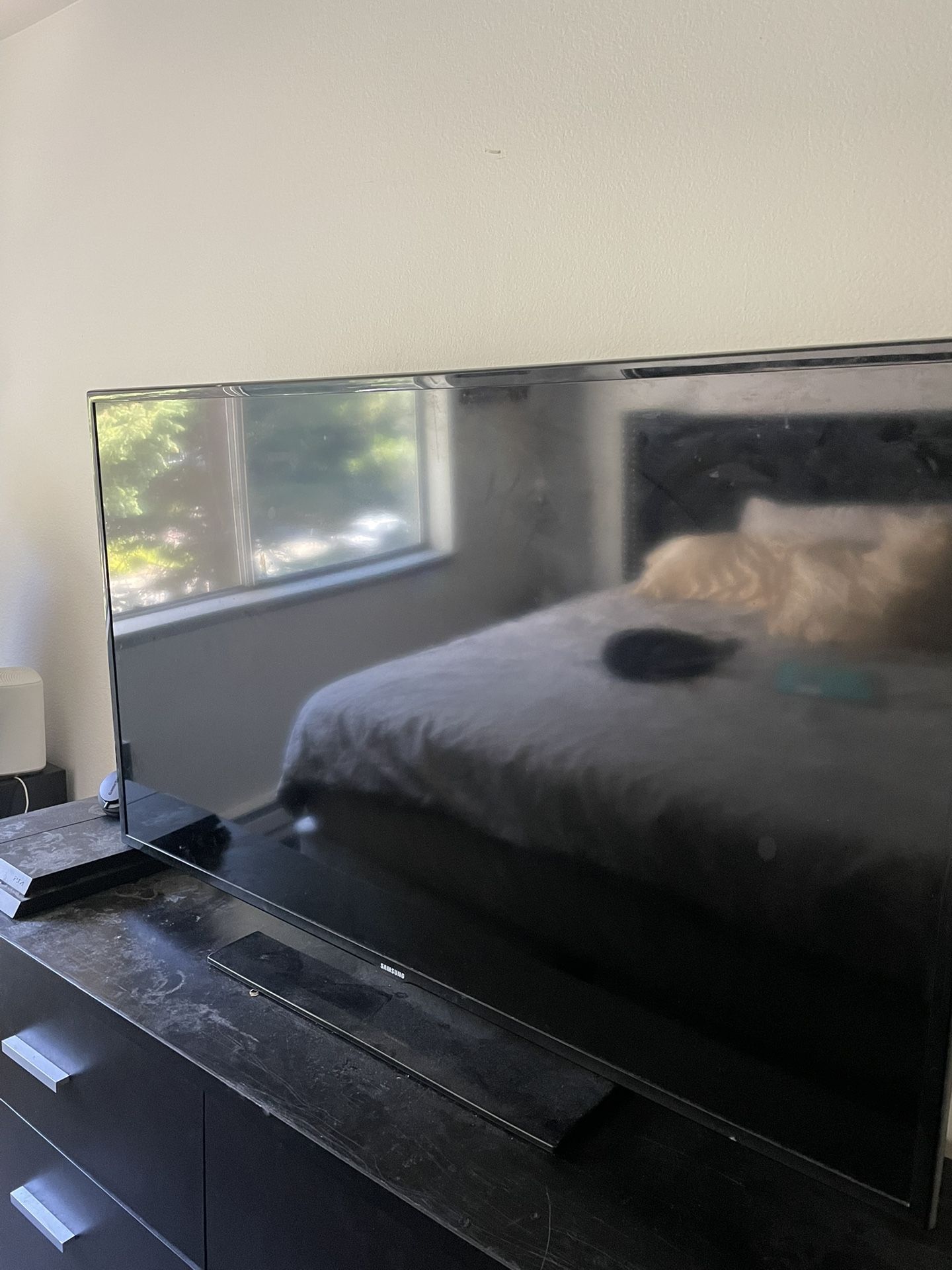 65” Samsung Tv With Dresser. 
