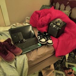 Trading Shoes Phones Ray-Ban Laptop And Speaker