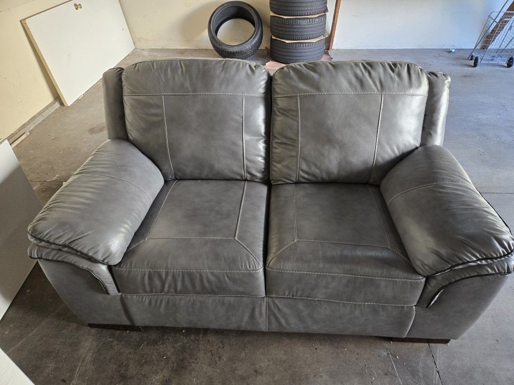 Real leather loveseat/2seater sofa