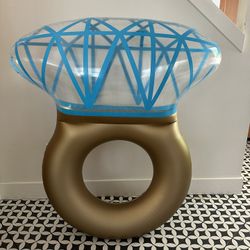 Diamond Ring Pool Floatie