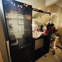 Glass Cabinet With Entry Table And Mirror 