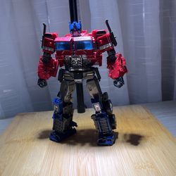Studio Series Optimus Prime 38 KO