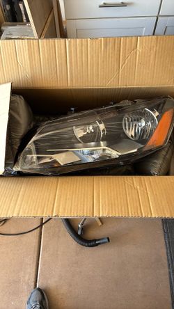 VW Passat 2012-2015 Left Headlight Assembly New