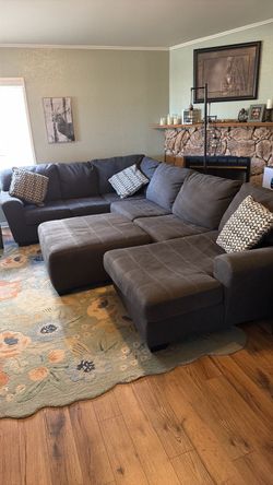 Ashley Sectional