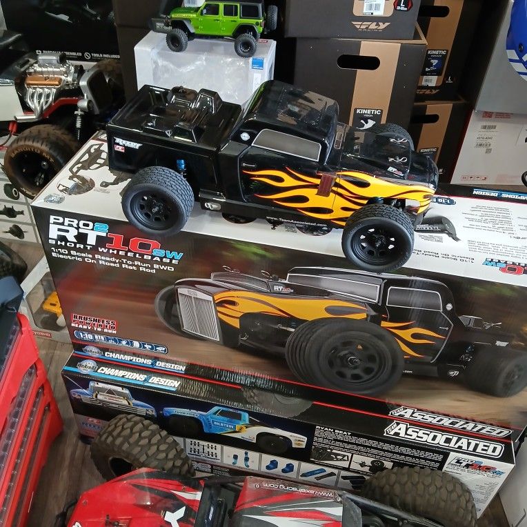 Team Associated Brushless Electric Drag Racing Car Retrod