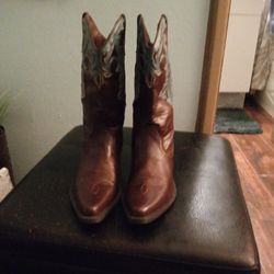 Cowboy Boots Brown W/Turquoise Design