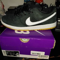 9.5 Nike Dunk Low SB White Gum 