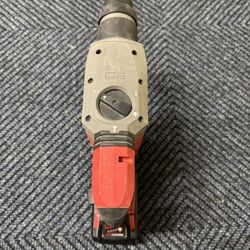 Milwaukee Rotary Hammer 