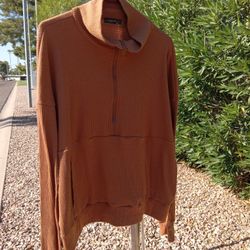 Women's Top 