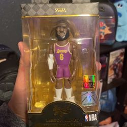 Lebron James Funko Chase