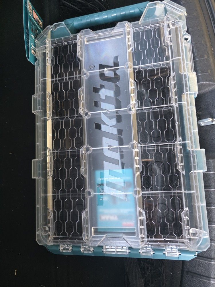Makita
MAKTRAK Low Profile Medium Organizer