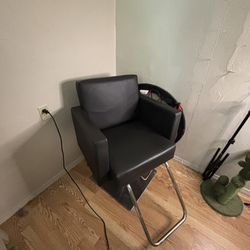 Hair stylist chair 