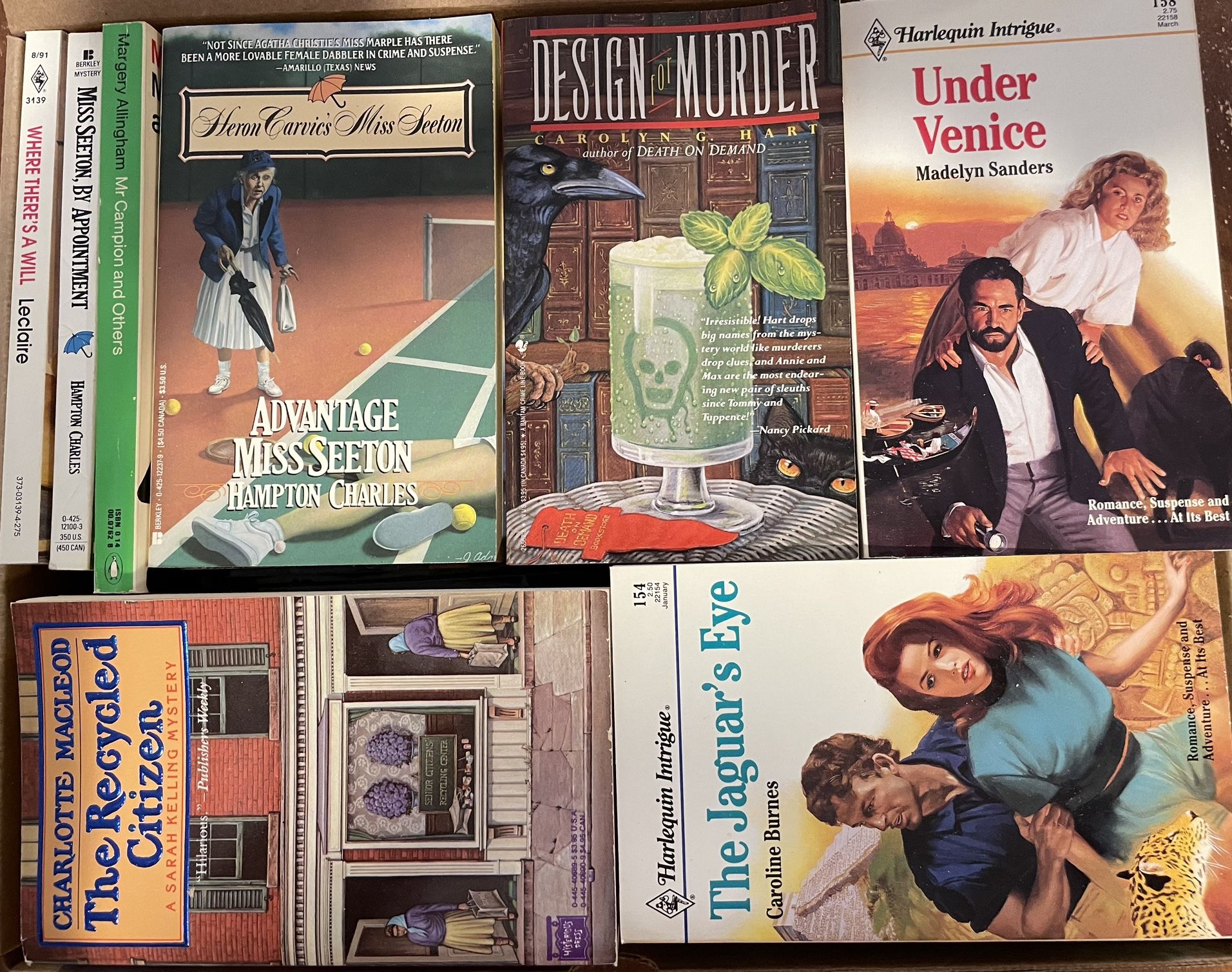 Lot of 32 Mystery and Romance Books/Novels