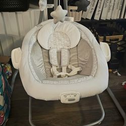 Graco DuetConnect LX Portable Baby Swing and Bouncer, Multi-Direction Baby Bouncer Seat, Multiple Swing Speeds, Redmond