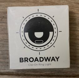 Broadway Clip-On Ring Light