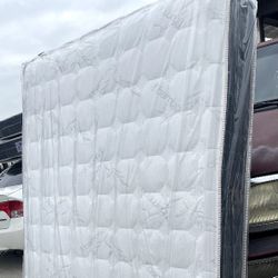 FULL BAMBOO MATTRESS WITH BOX SPRING 