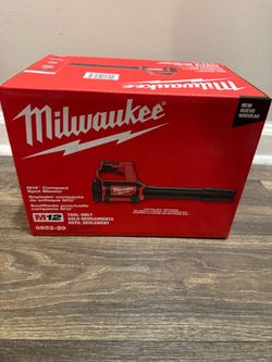 Milwaukee M12 Compact Spot Blower Tool-Only