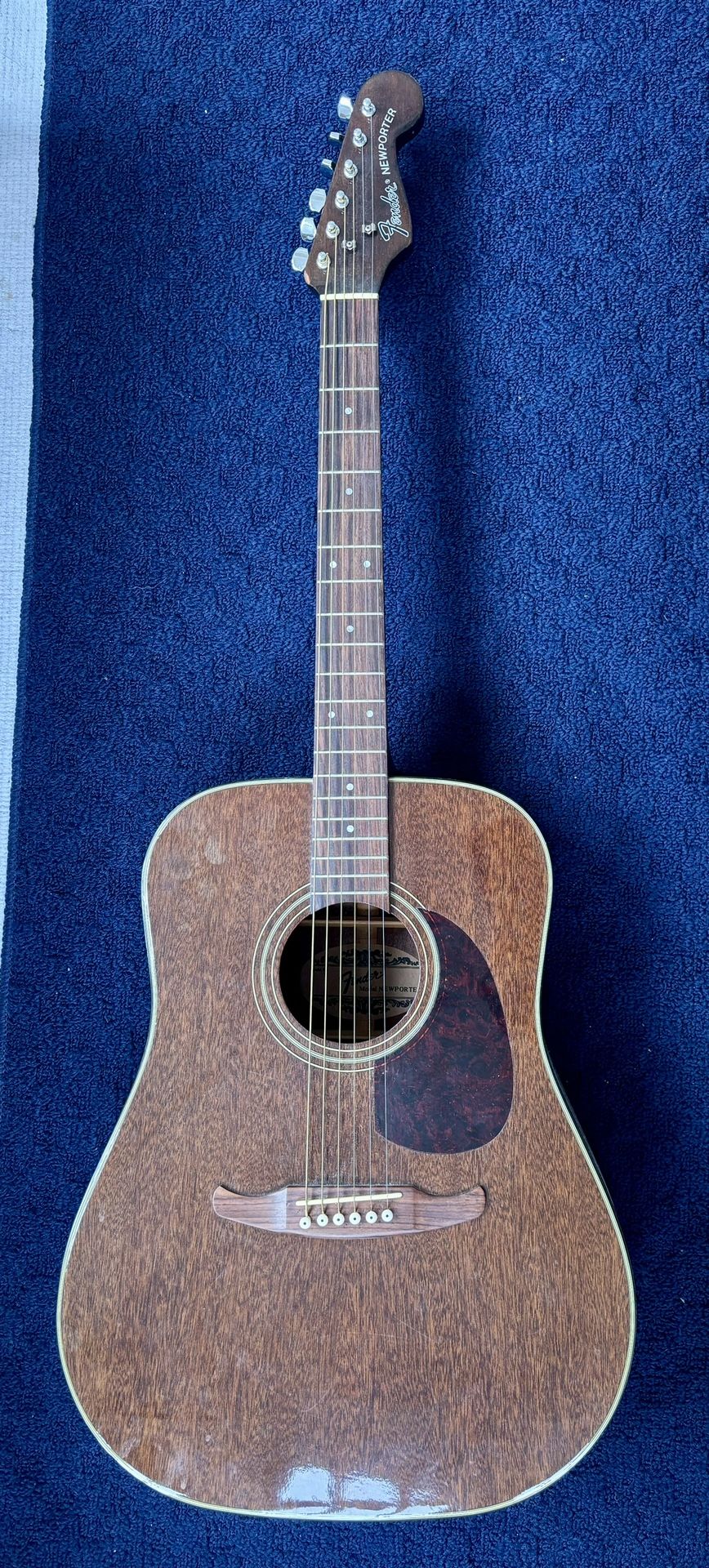 Fender Newporter Acoustic Guitar