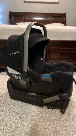 Nuna Car Seat With Base