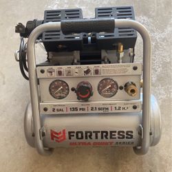 Compressor Fortress 2 GAL  135 PSI