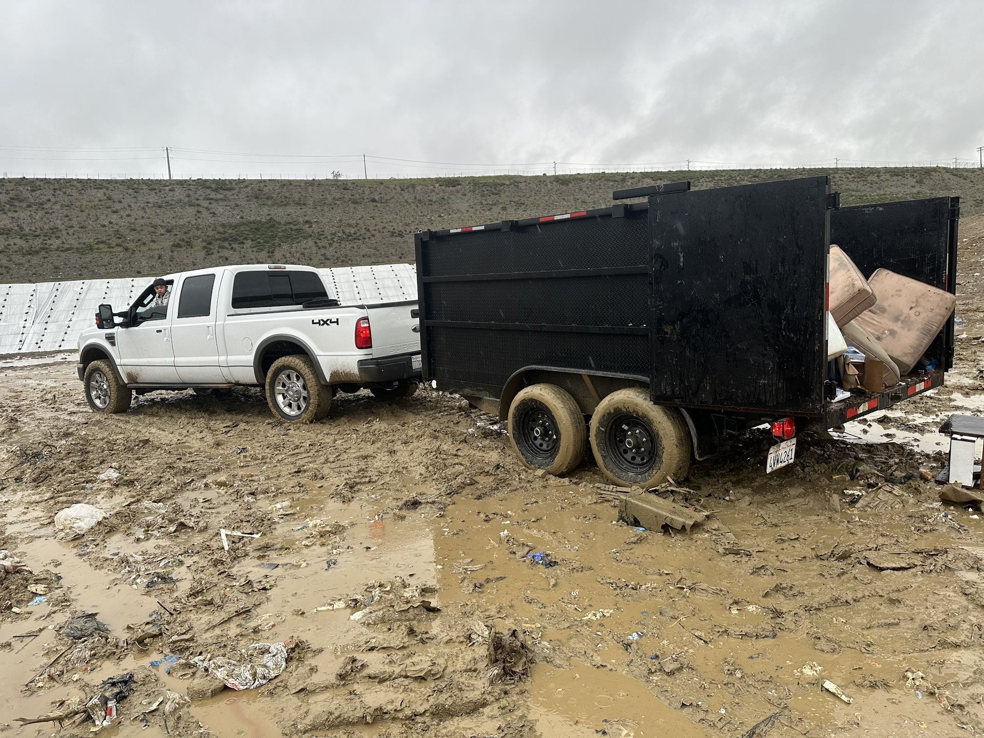 Dump Trailer 350 Full