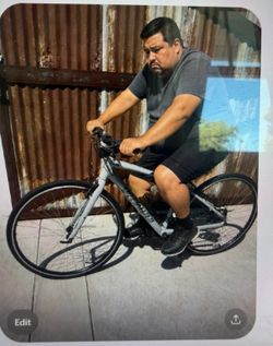 Specialized hybrid bike