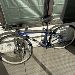 Schwinn 28” GTX 1 Dual Sport Hybrid Bike