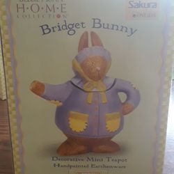 Debbie Mumm Bridget Bunny mini teapot