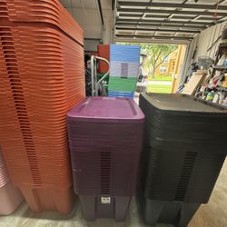 18 Gallon Storage Bins