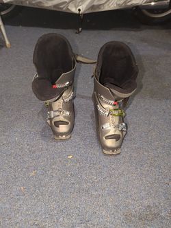Ski Boots- Solomon X Wave 7.0 Size 26 / 10