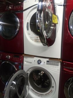 Whirlpool front load washer and dryer set working perfectly with 4 months warranty