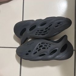 Yeezy Foamrunners