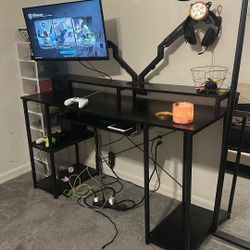 Gaming Table With 1 Monitor 