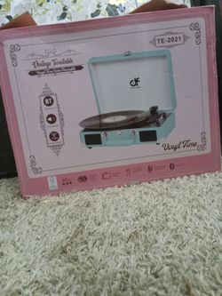 Vintage Turntable