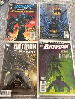 4 Different types of Batman comics from DC BRAND NEW FROM 05’and 07’nn