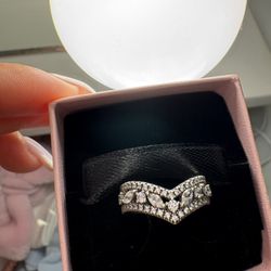 Pandora Princess wishbone