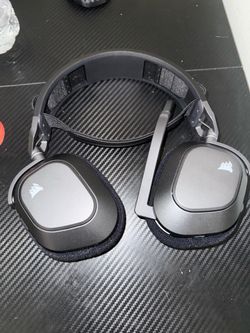 Corsair HS80 Max Gaming headset