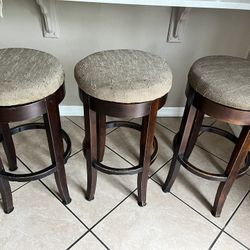 Swivel Bar Stools