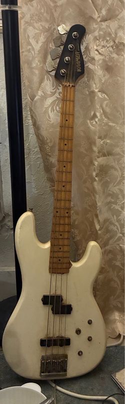 Vintage 80’s Kramer striker bass guitar