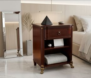 🔥🔥The Bombay Company Luxury 🥰 Nightstand🔥🔥