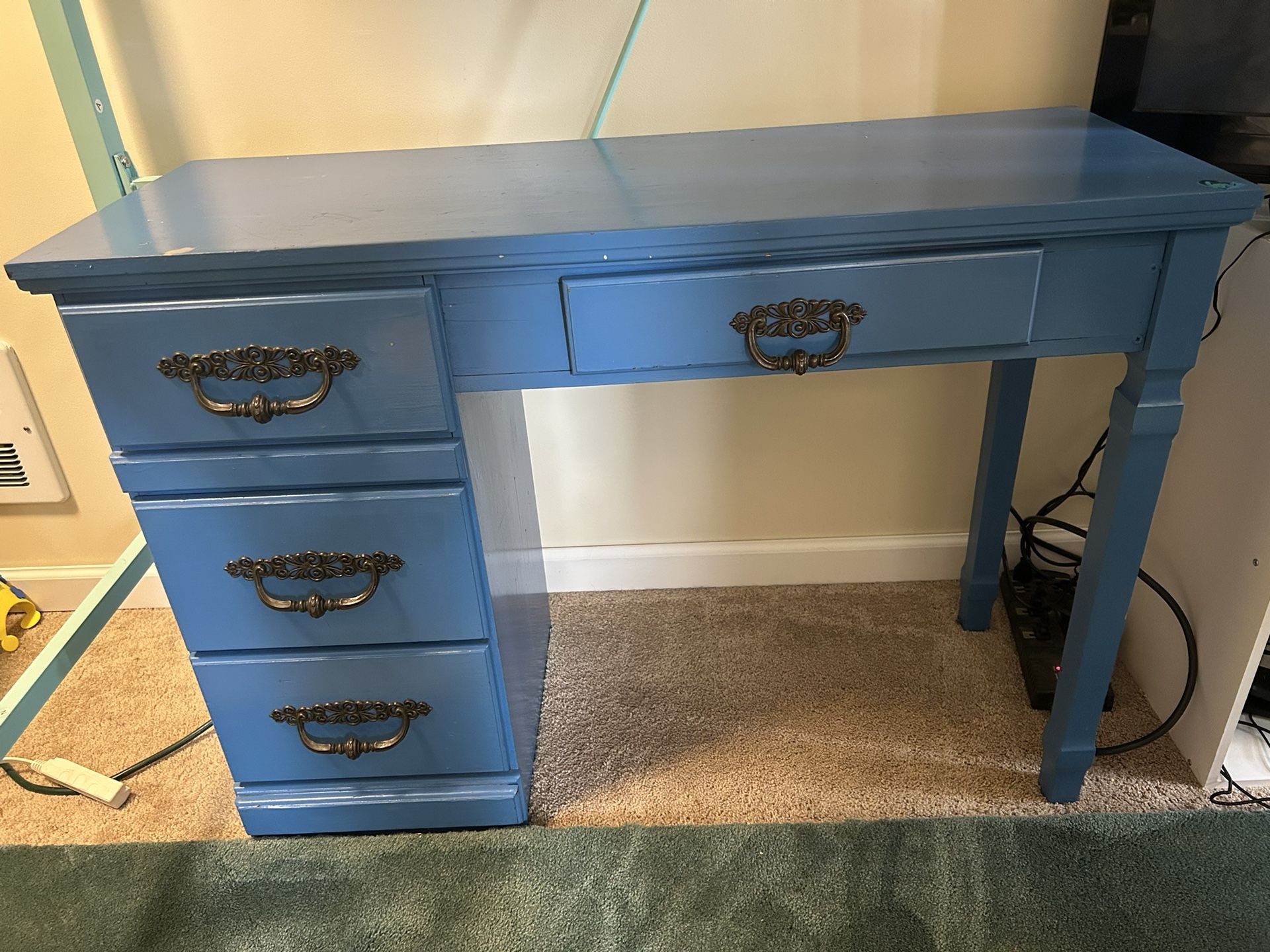 Blue Desk FREE