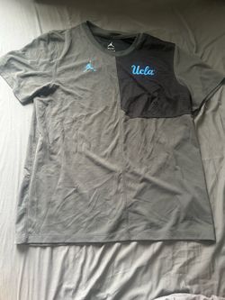 Jordan X UCLA Dri-Fit Coach Shirt - Large