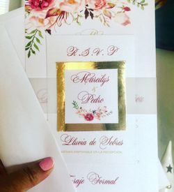 Invitation Set. Custom design and colors