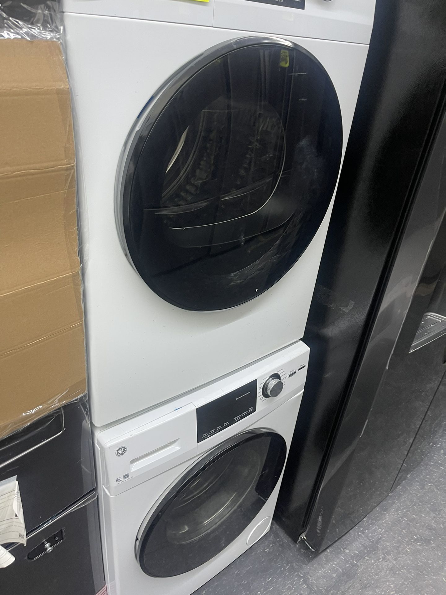 Washer Dryer Electric 24 Ge New 