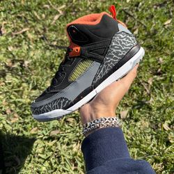 Jordan Spizike PS “Black Electric Orange” Size 3Y/4.5W