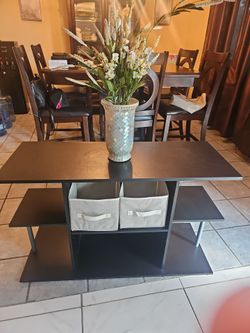 Tv stand