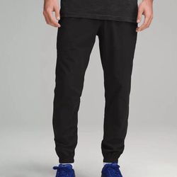 Authentic Lululemon Pace Breaker Jogger in Black color, size small. 30" inseam.