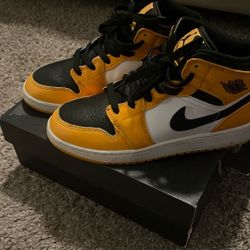 Jordan Air 1 MID SE