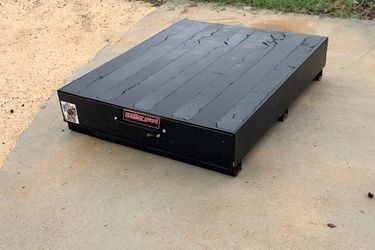 Truck toolbox