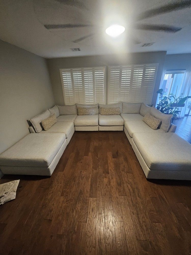 8 Person Couch/sectional